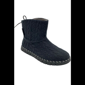 MUK LUKS Cable Knit Boots Hoboken Black - Medium